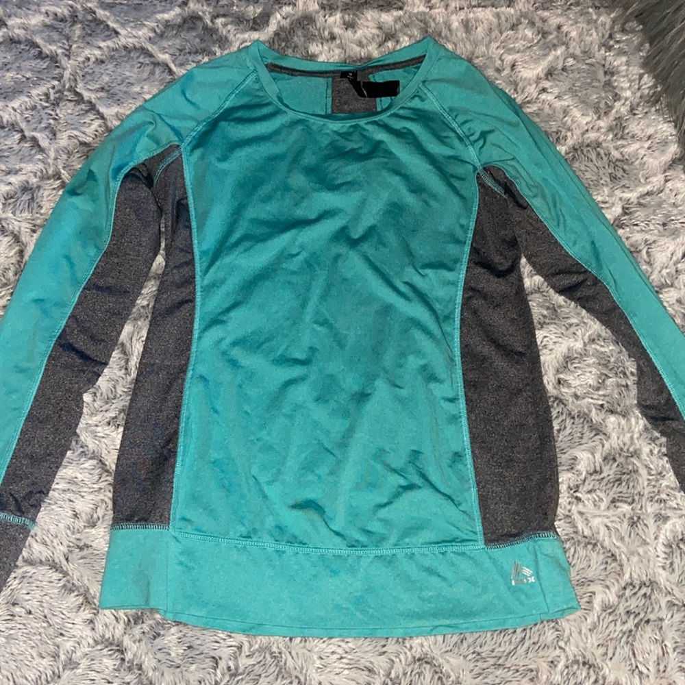 RBX size M active long sleeve top turquoise and gray